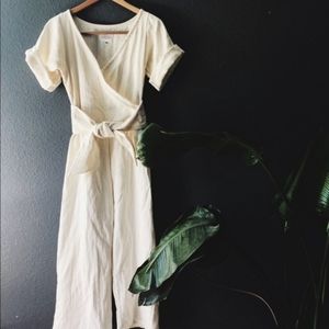 Amae Co Cream Gauze Jumpsuit